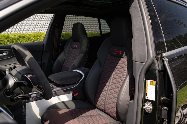 2026 Audi RS Q8 Base - Photo 35