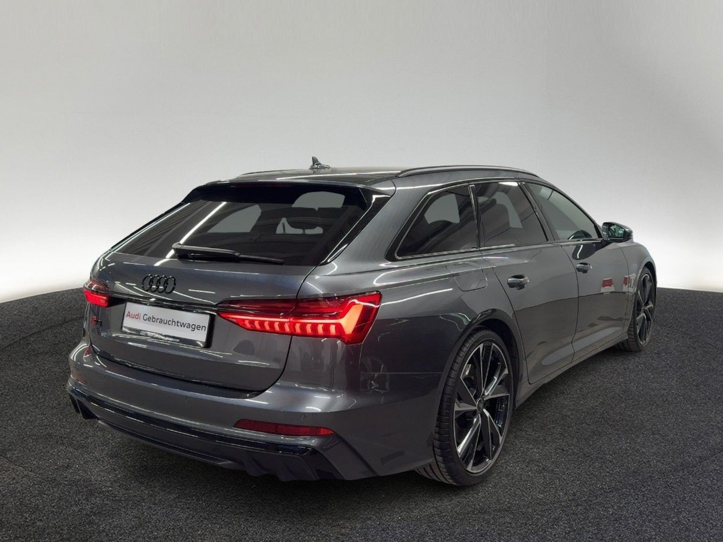Bild über Audi S6 Avant TDI quattro tiptronic - für weitere Informationen kontaktieren Sie den Audi Partner