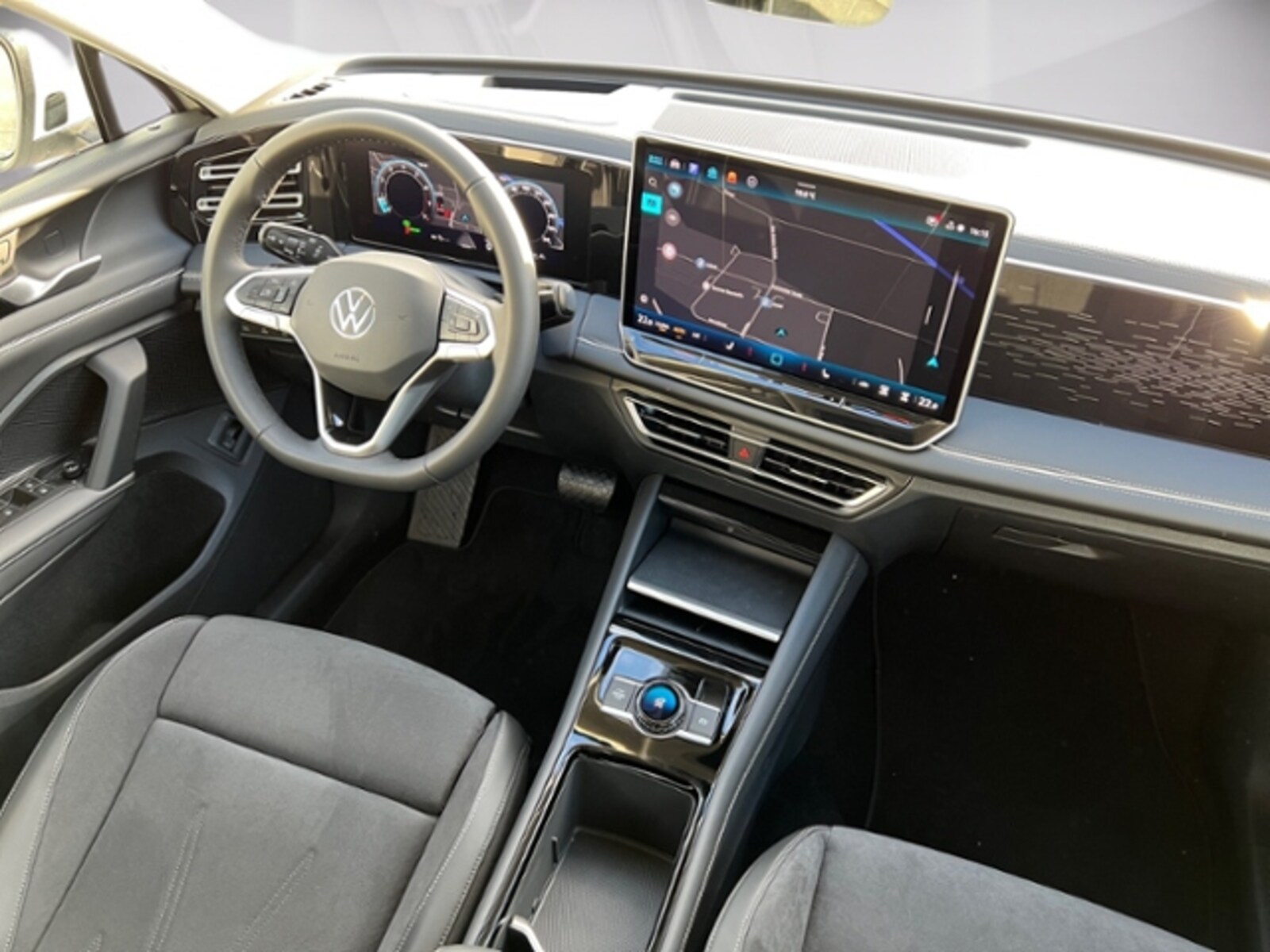 Volkswagen Tiguan – Bild 12