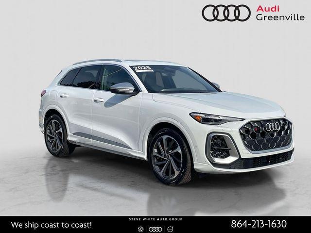 Photo of 2025 Audi SQ5