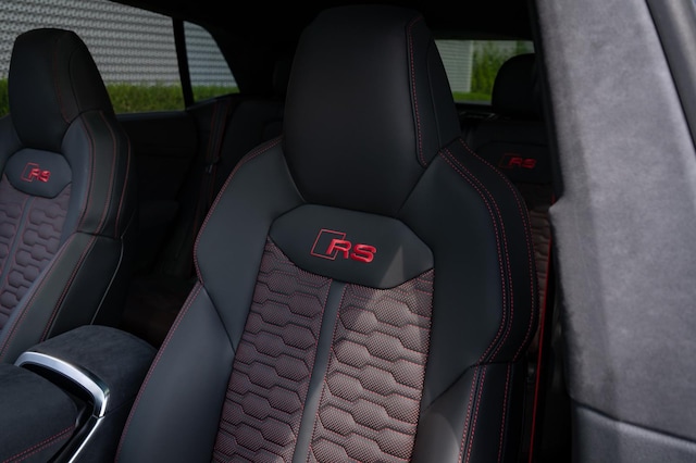 2026 Audi RS Q8 Base - Photo 38