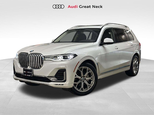 2022 BMW X7