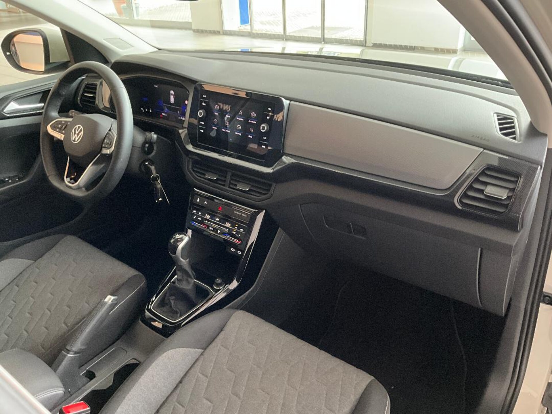 Volkswagen T-Cross Life
