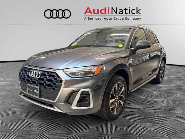 2023 Audi Q5 45 Premium Plus's photo