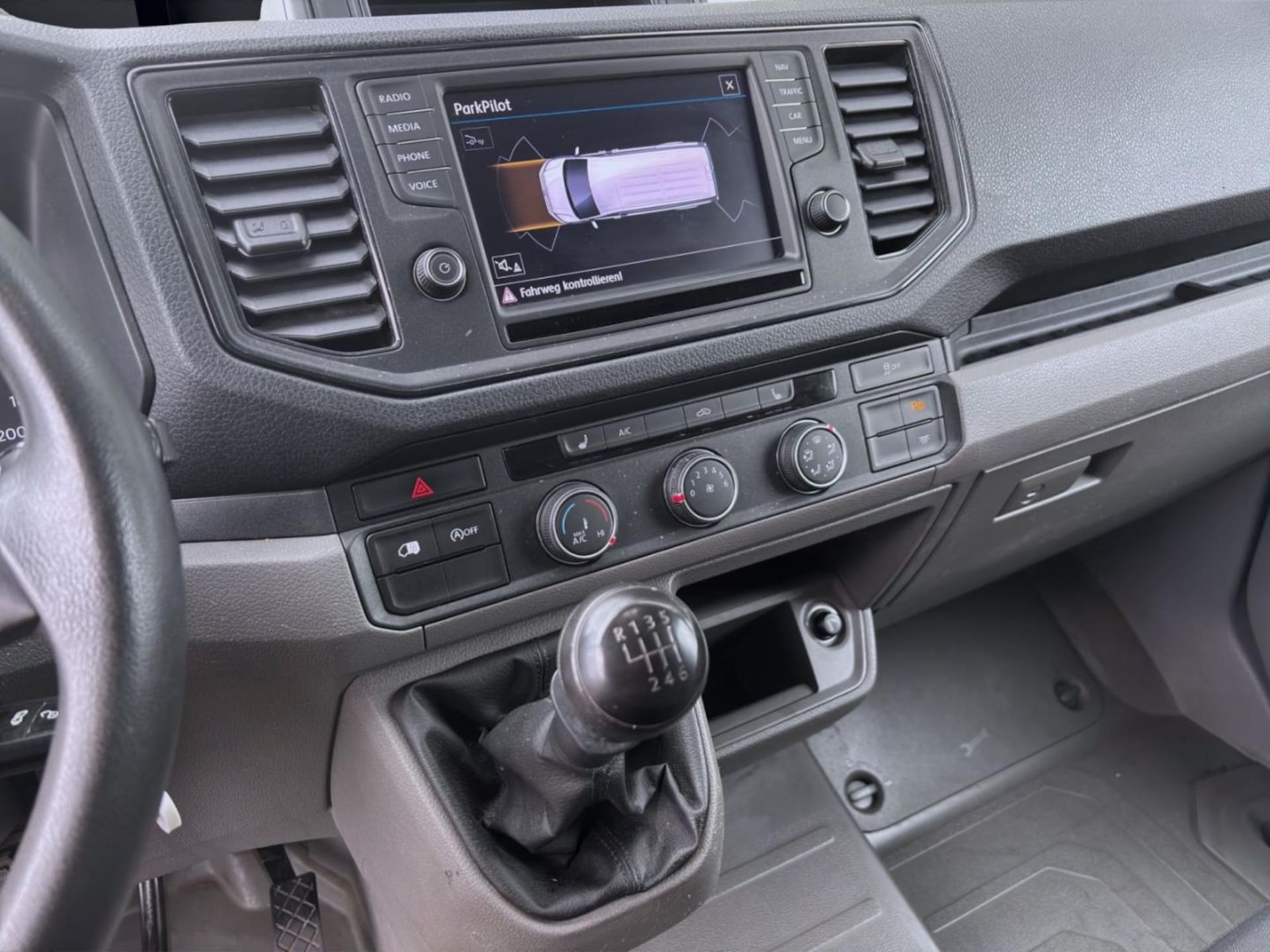 Volkswagen Crafter Kasten langer Radstand