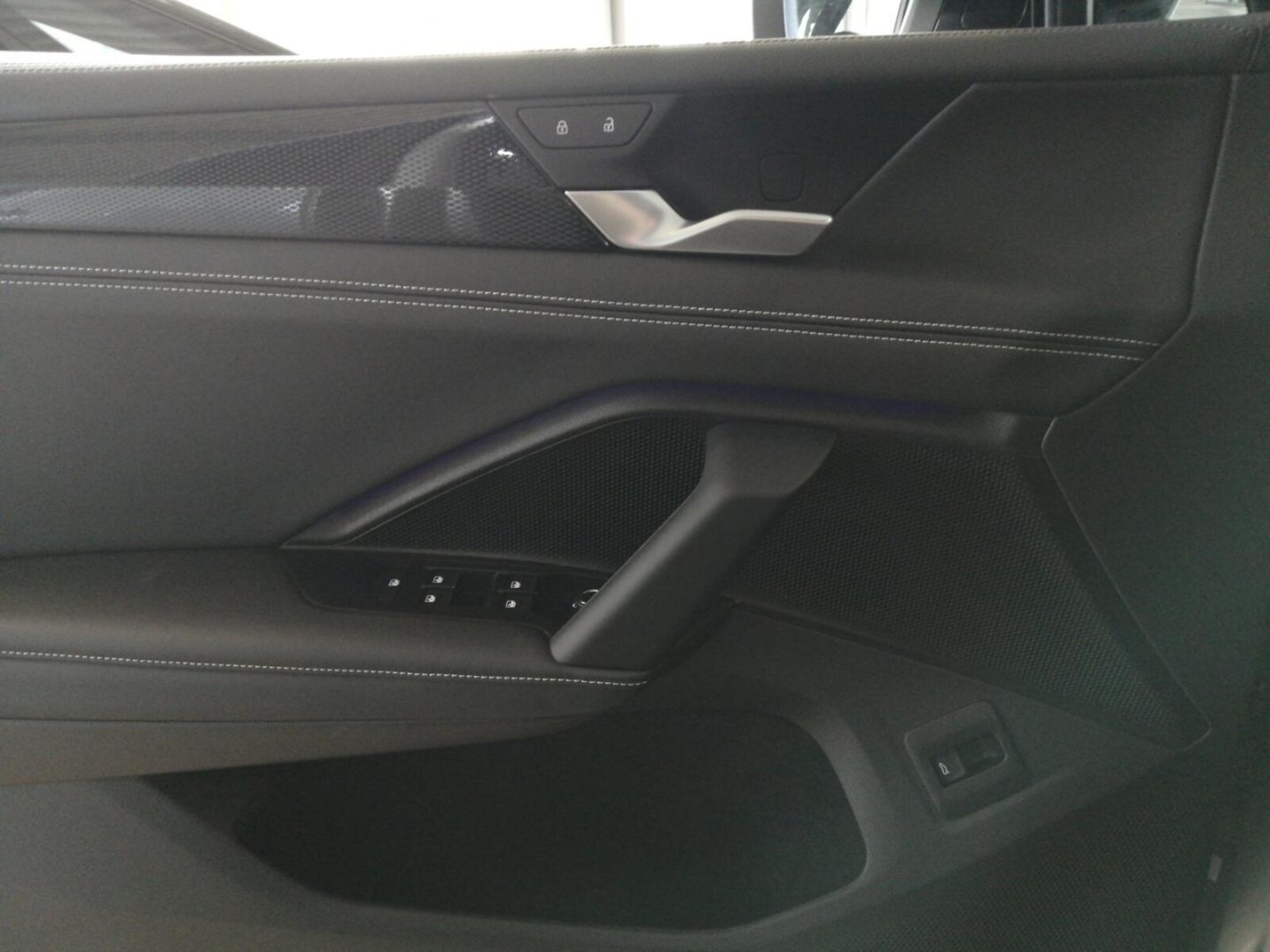 Volkswagen Tiguan – Bild 15