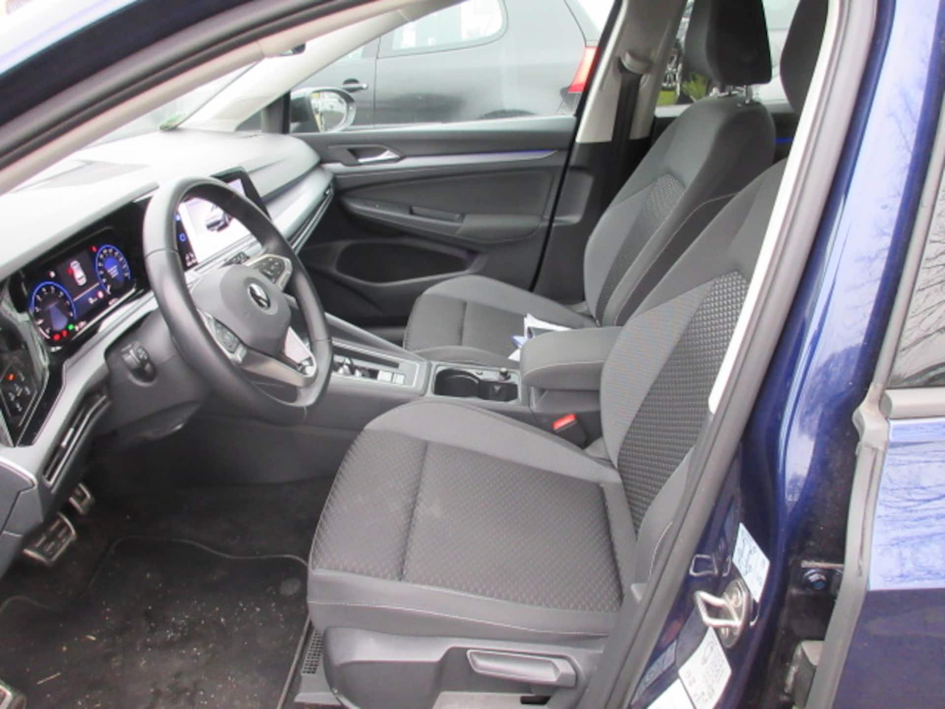 Volkswagen Golf Active