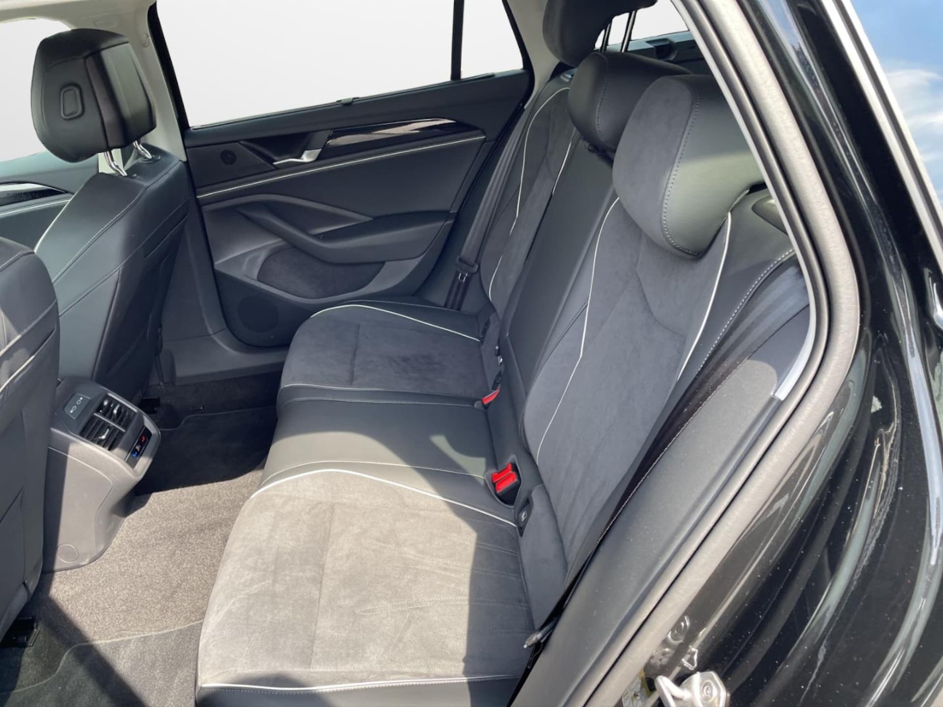 Volkswagen Passat Business