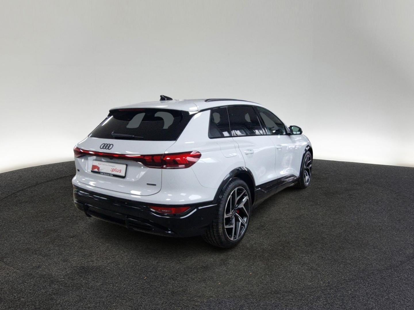 Bild über Audi Q6 SUV e-tron e-tron quattro - für weitere Informationen kontaktieren Sie den Audi Partner