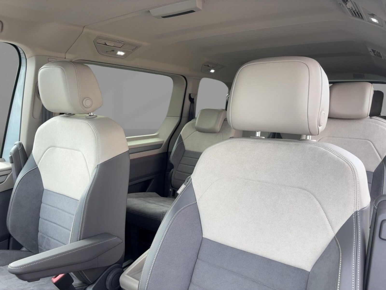 Volkswagen Multivan – Bild 15