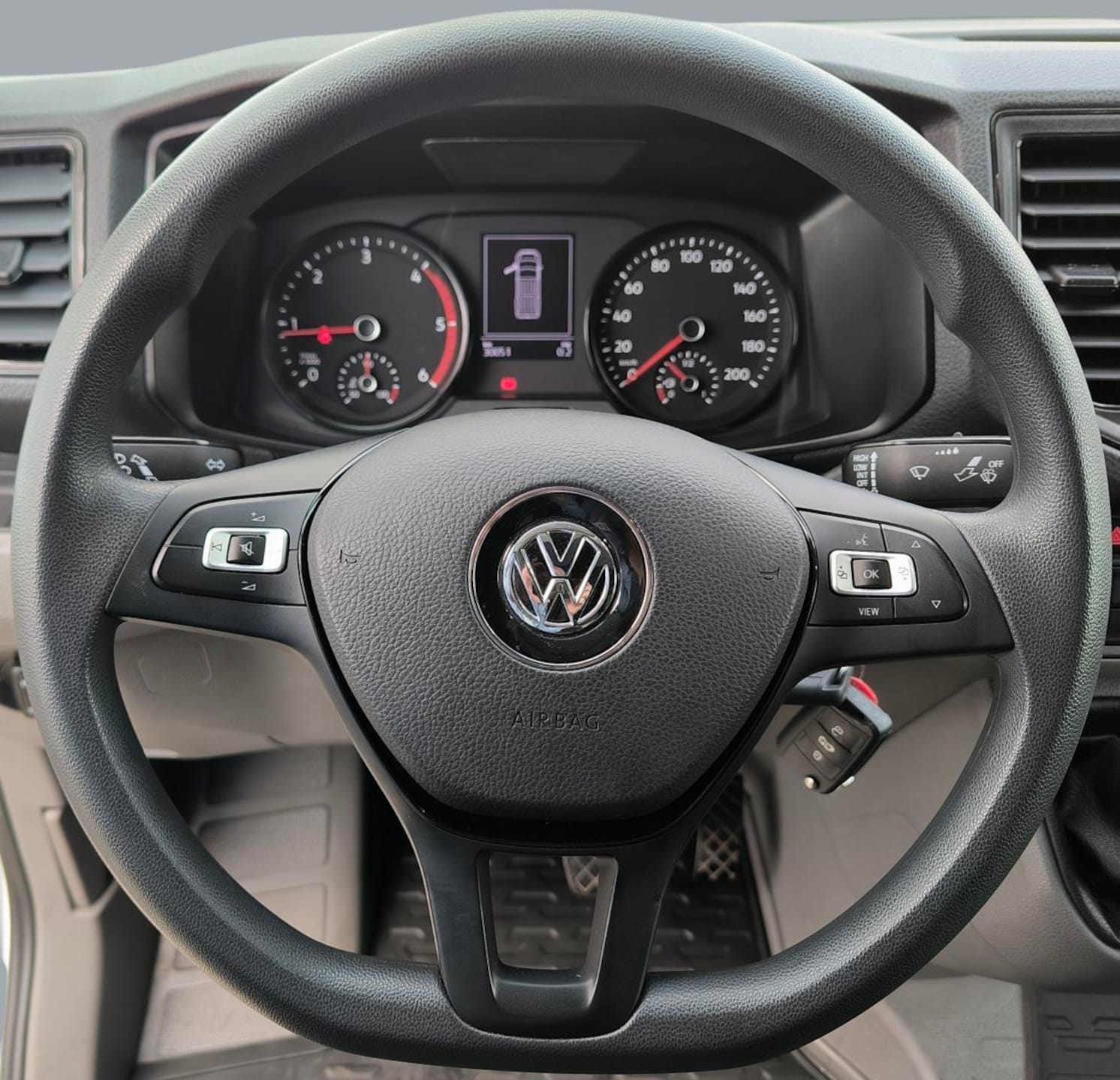 Volkswagen Crafter Furgon długi rozstaw osi
