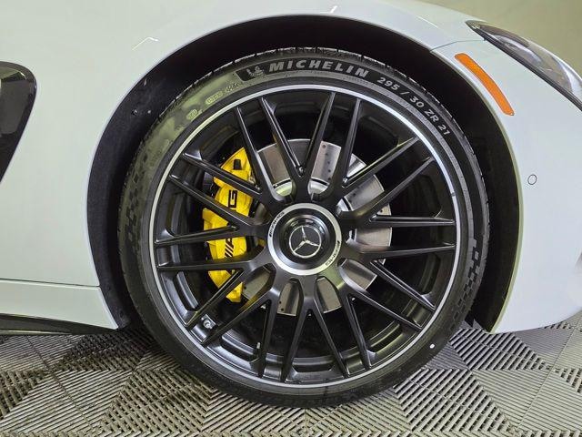 2025 Mercedes-Benz