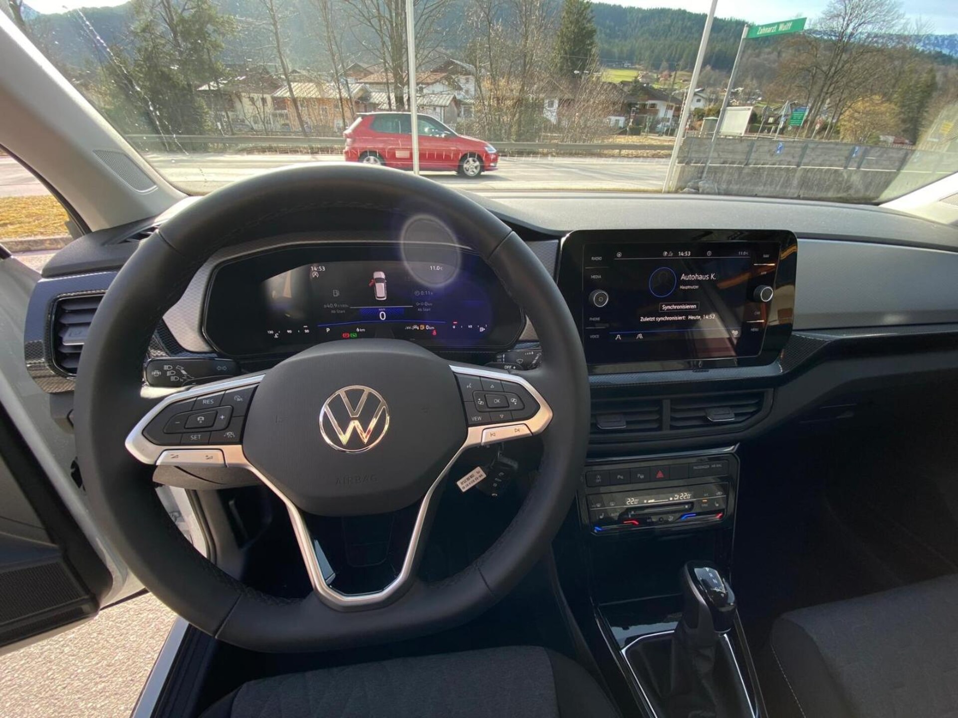 Volkswagen T-Cross Life