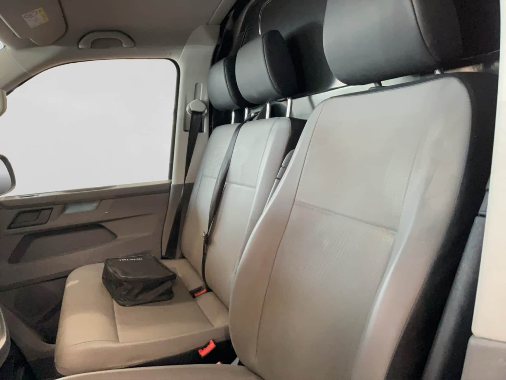 Volkswagen T6.1 Transporter Kasten kurzer Radstand