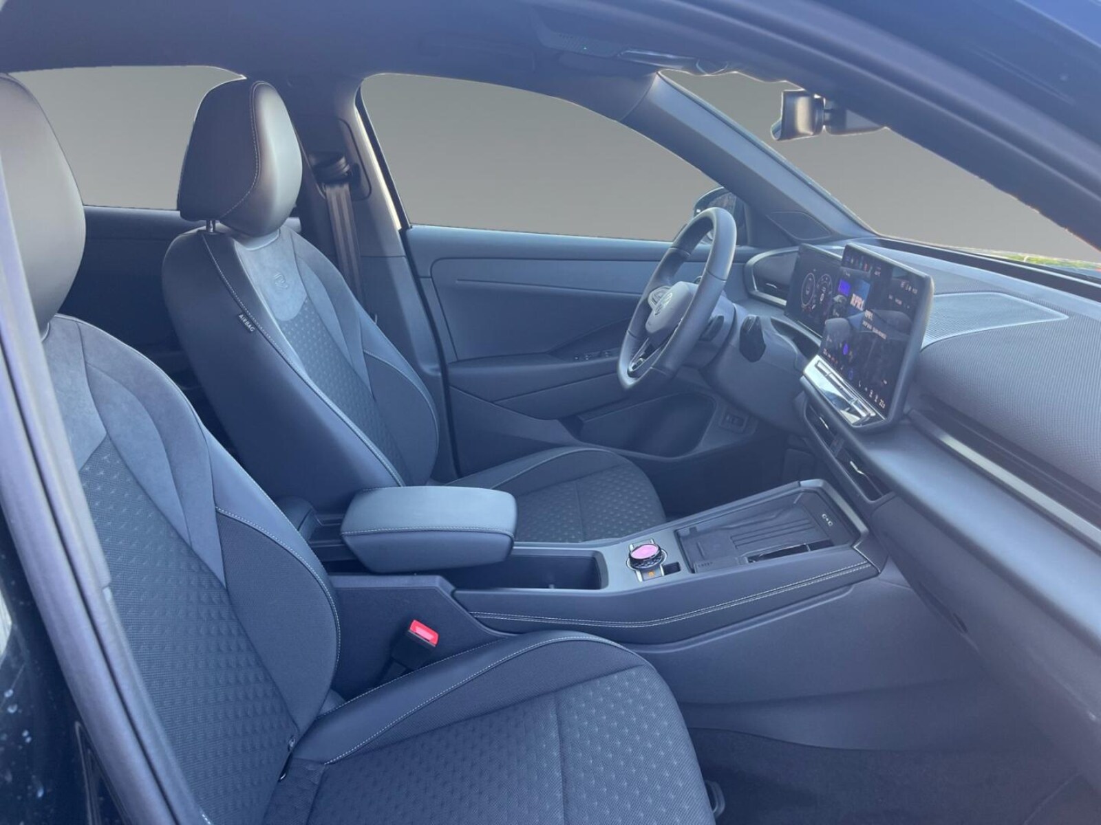 Volkswagen T-Roc – Bild 12