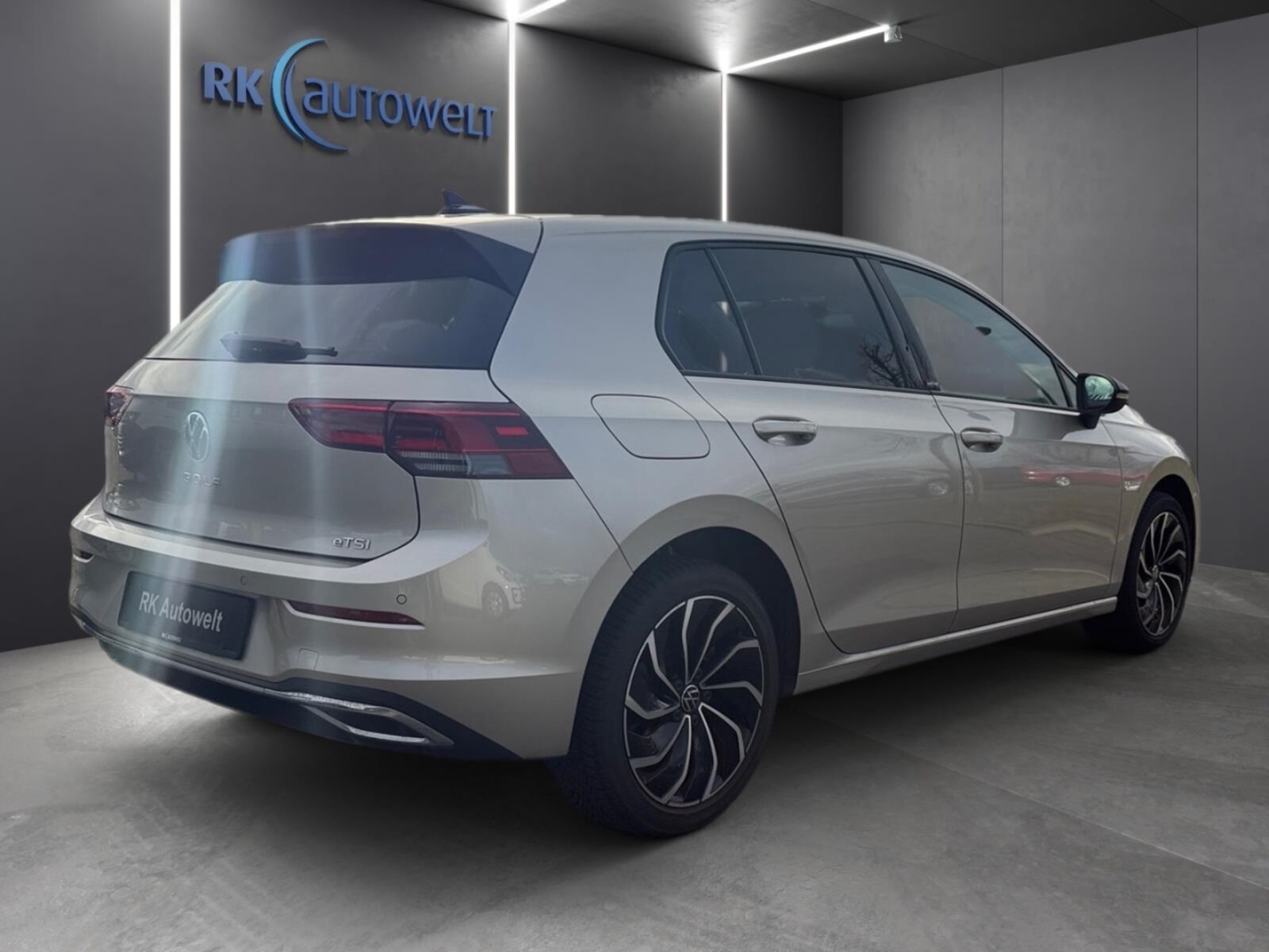 Volkswagen Golf – Bild 4