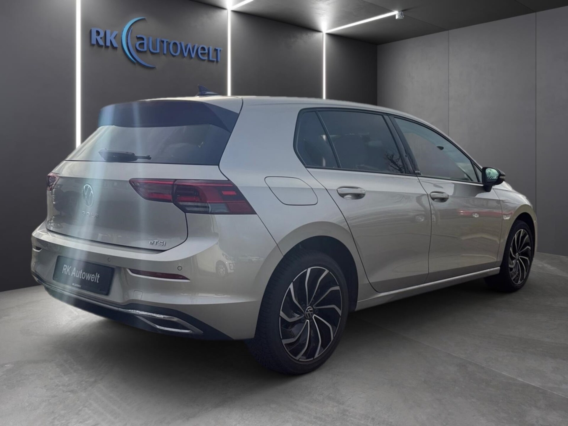 Volkswagen Golf MOVE