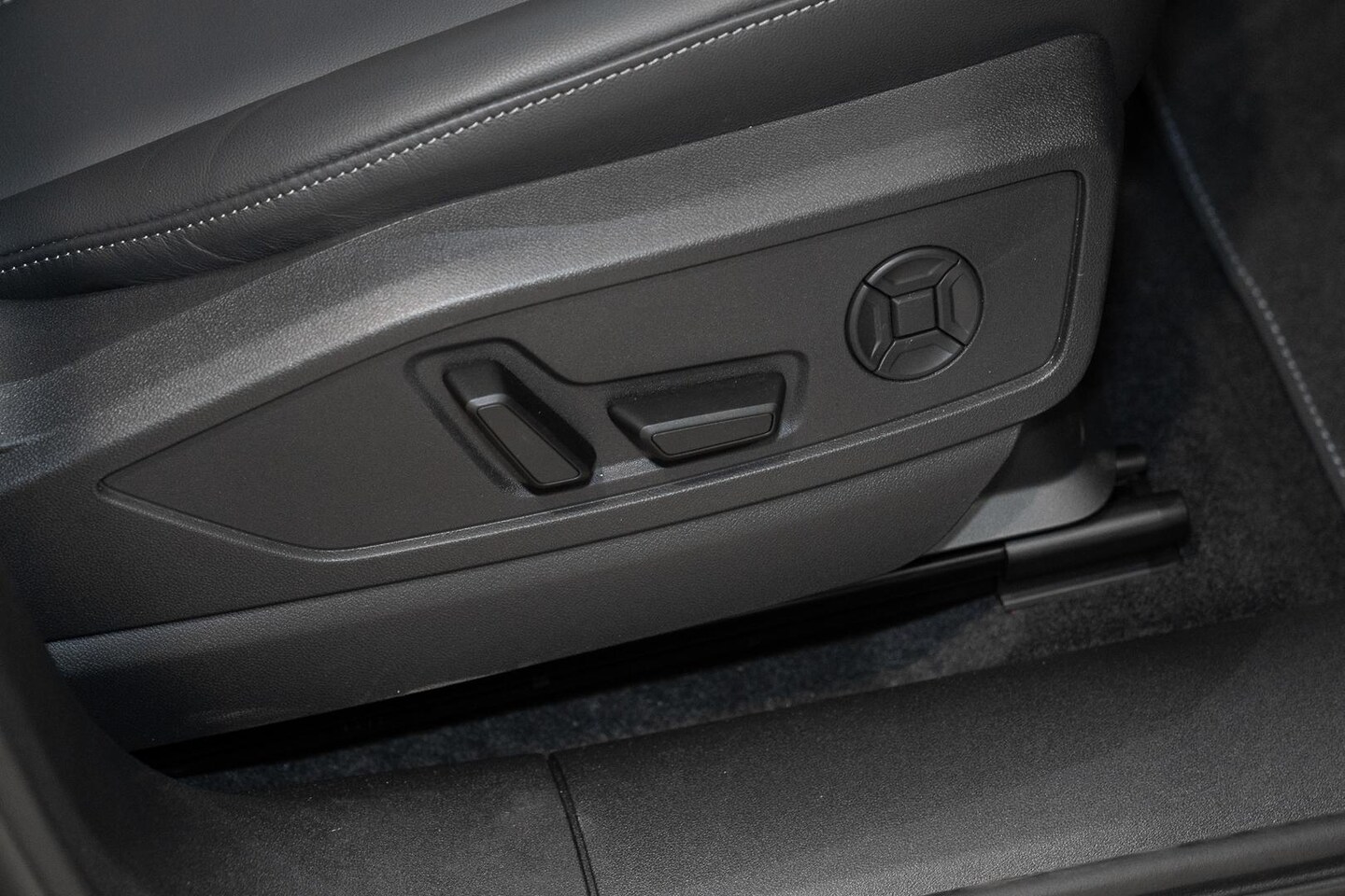 Image about Audi Q5 Sportback TDI quattro 150 kW