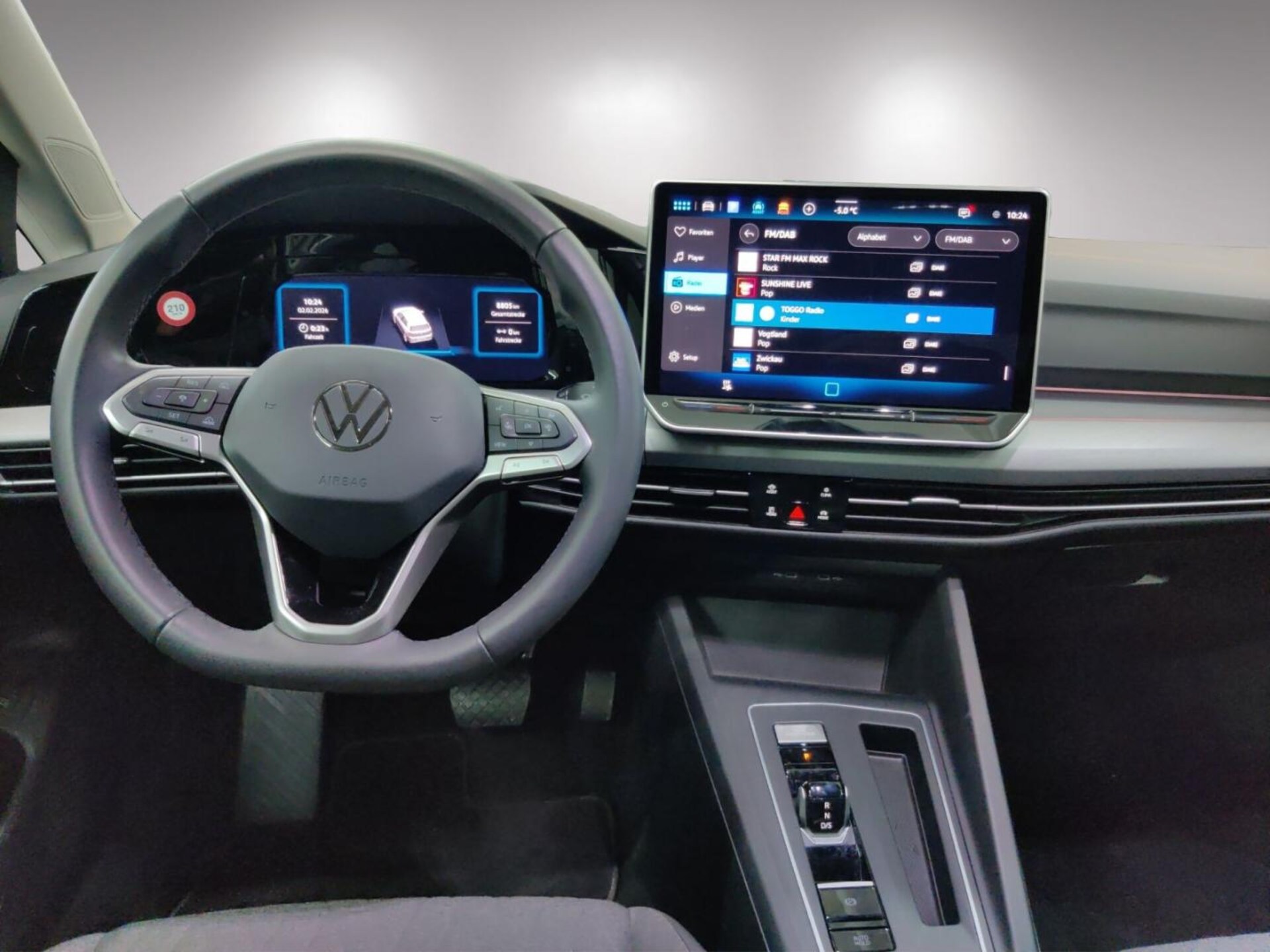 Volkswagen Golf Life