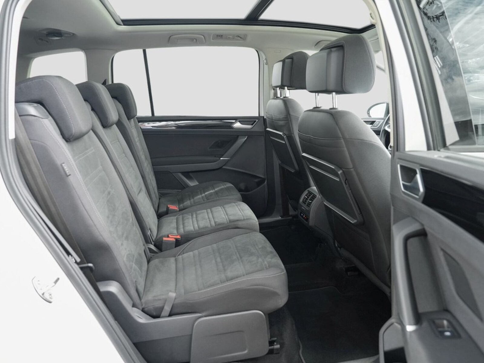 Volkswagen Touran – Bild 11