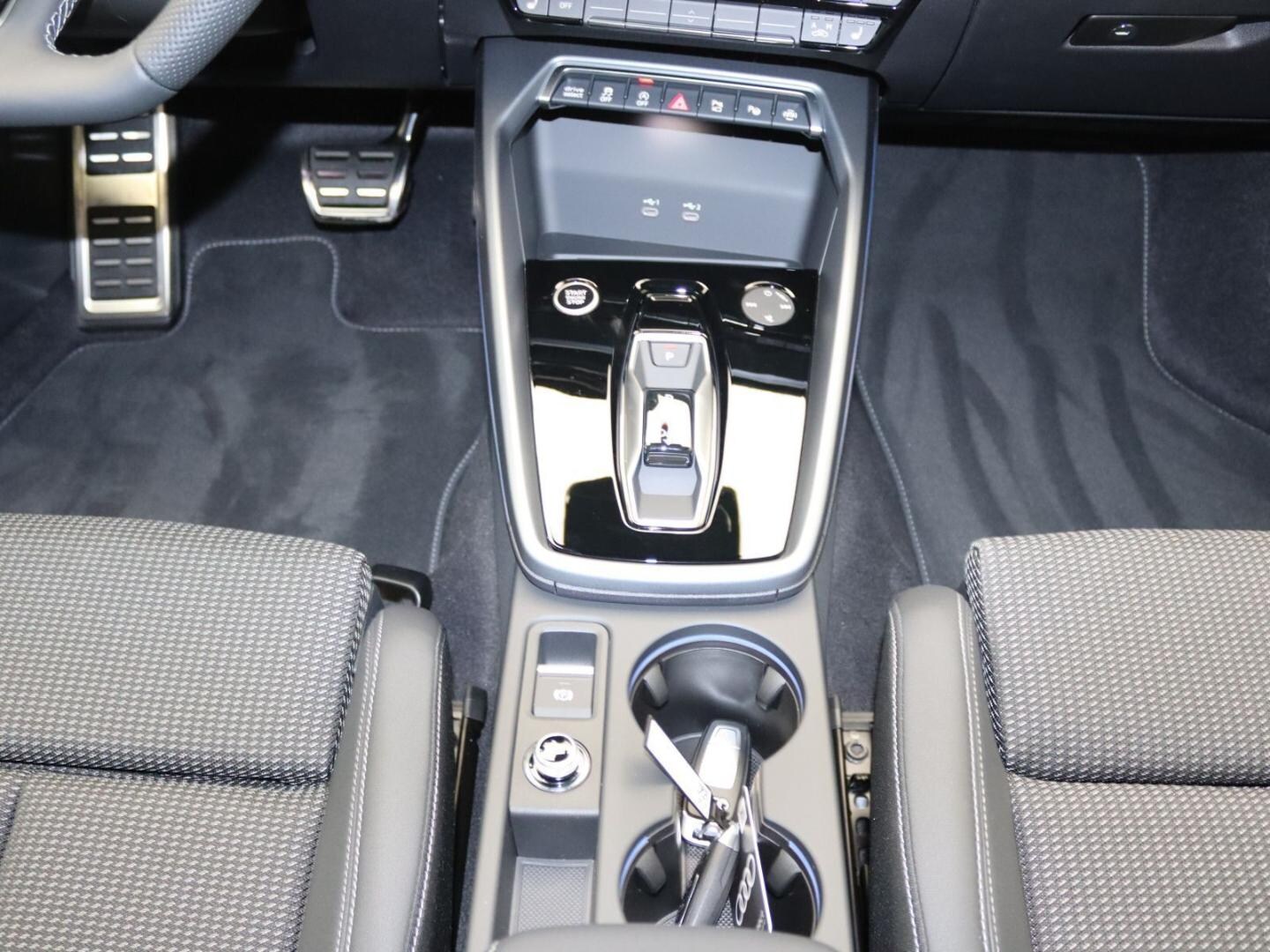 Bild über Audi A3 Sportback TFSI 85 kW S tronic - für weitere Informationen kontaktieren Sie den Audi Partner