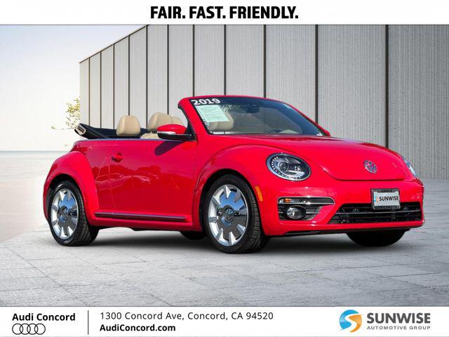 2019 Volkswagen Beetle 2.0T SE Convertible Auto's photo