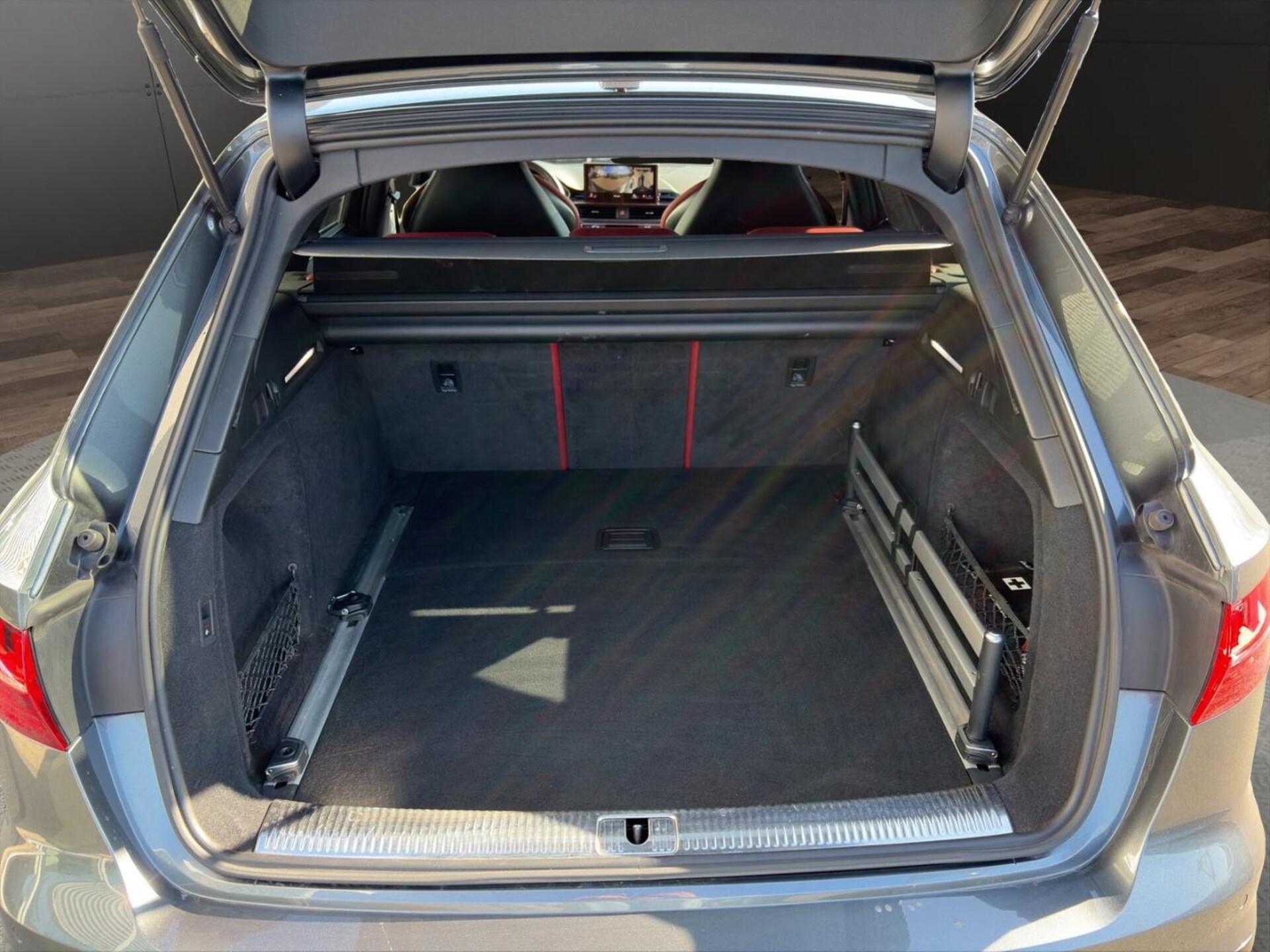 Audi S4 Avant