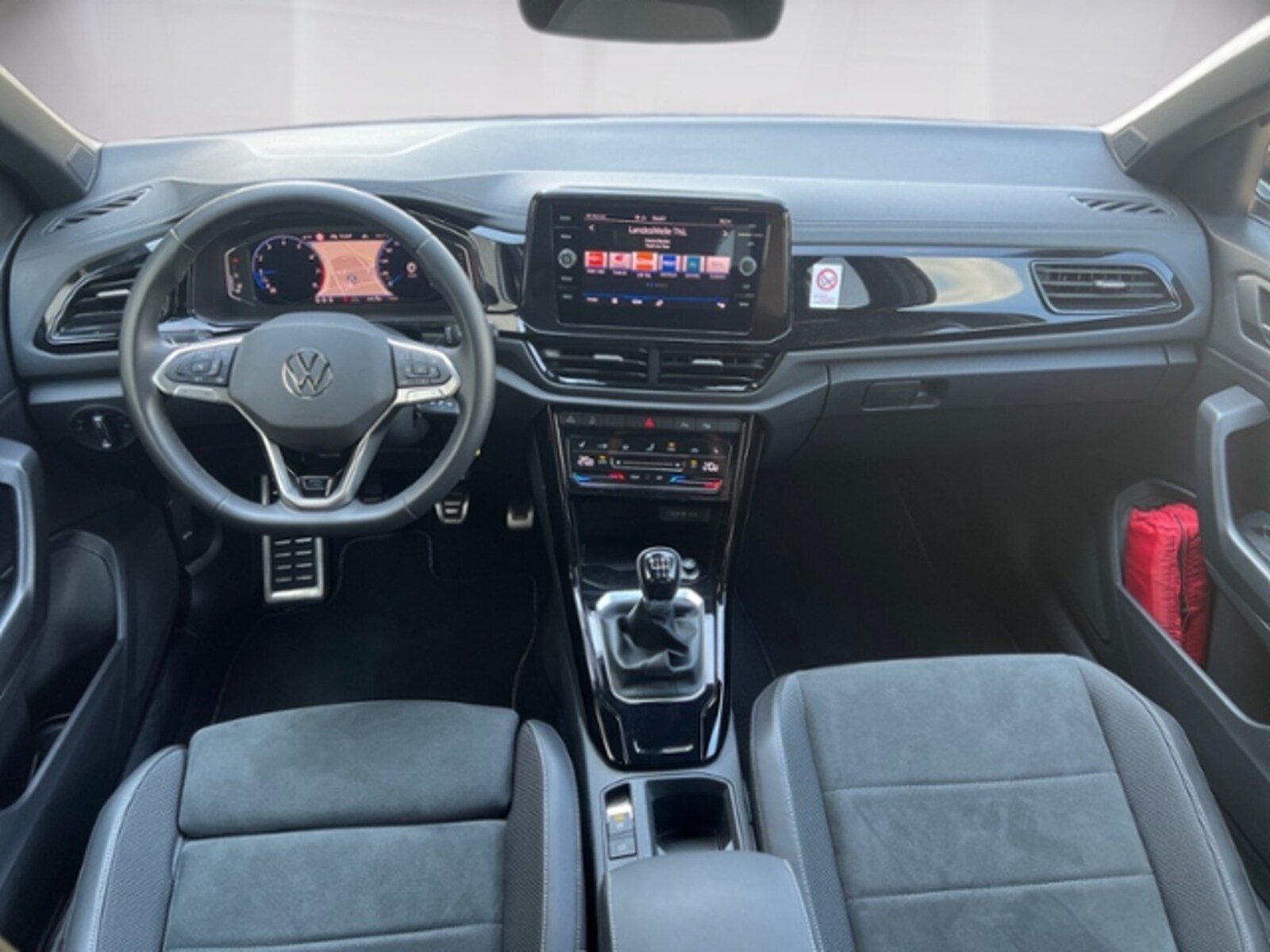 Volkswagen T-Roc – Bild 13