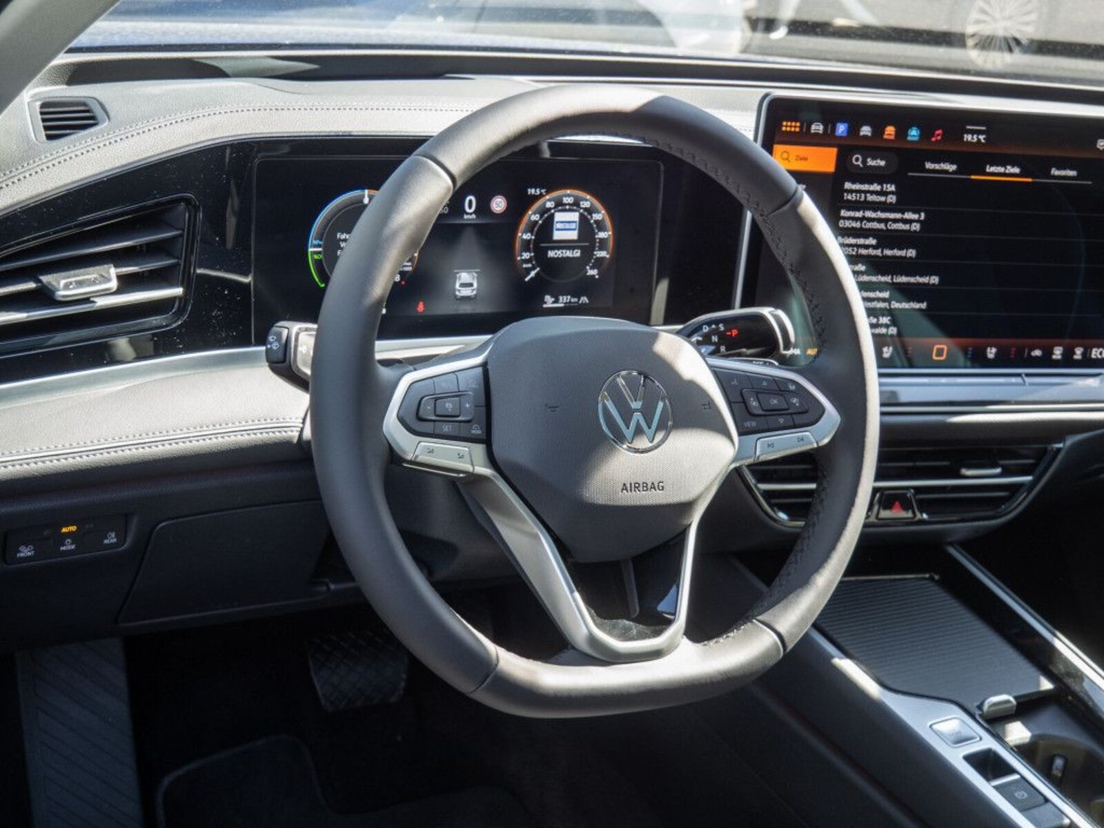 Volkswagen Passat – Bild 8