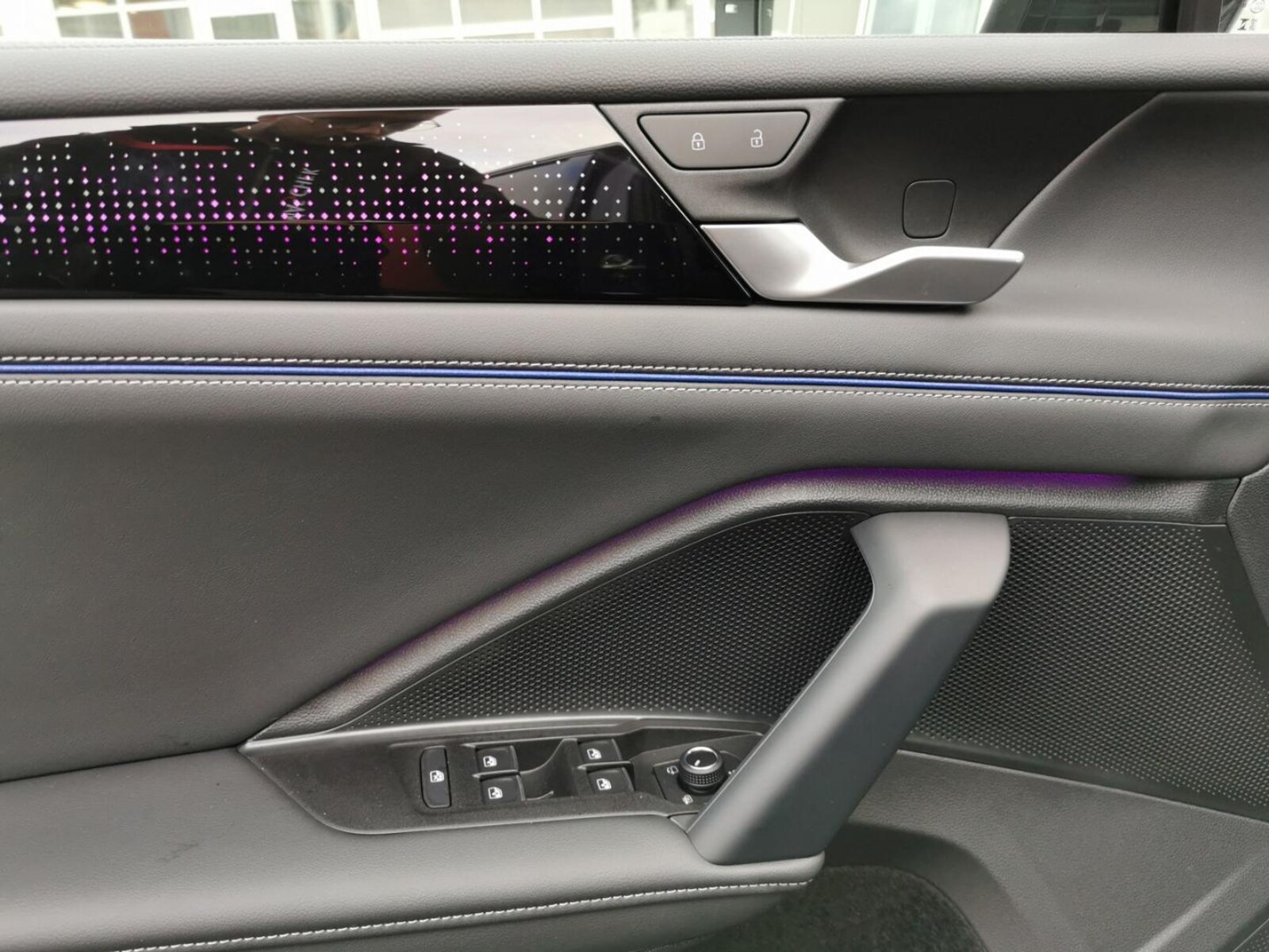 Volkswagen Tiguan – Bild 16