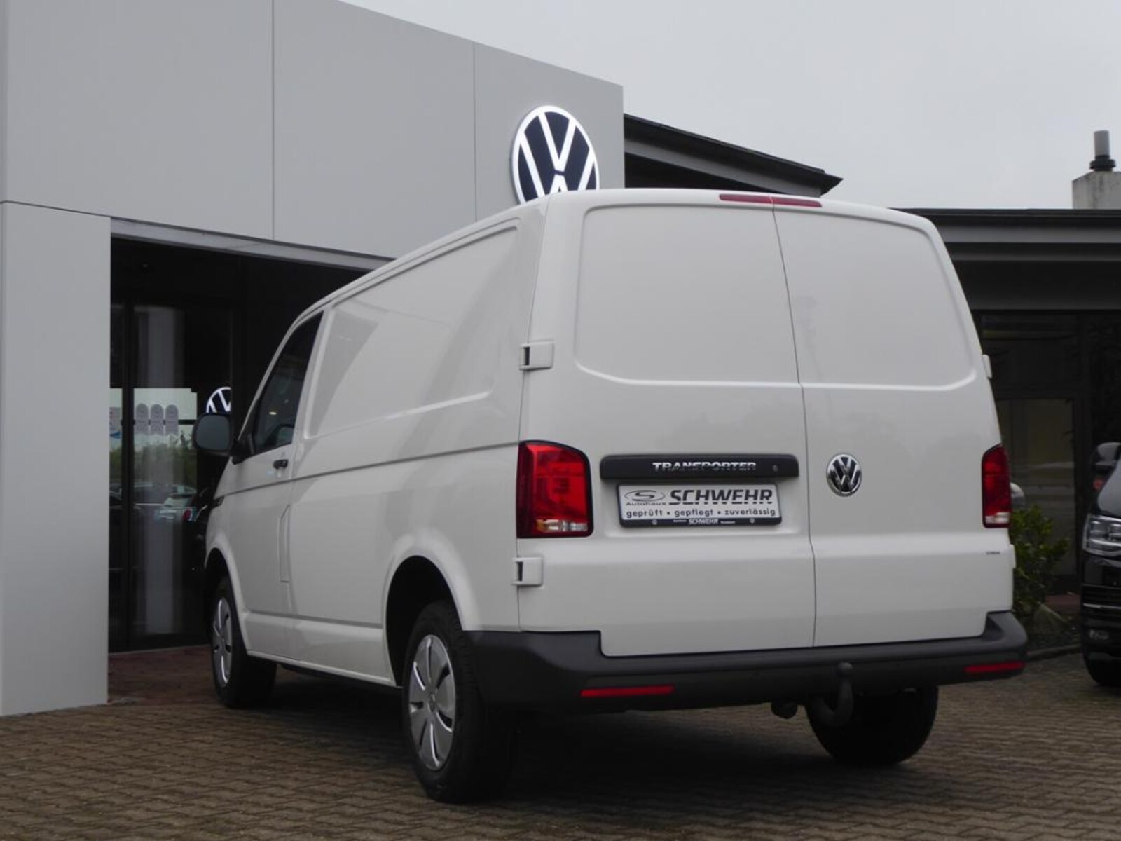 Volkswagen T6.1 Transporter Kasten kurzer Radstand – Bild 3
