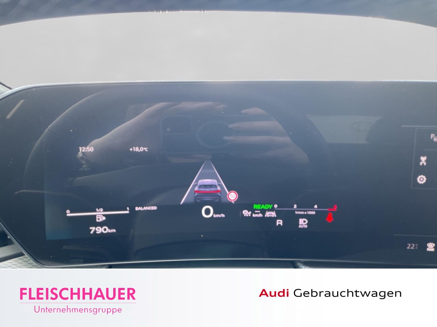 Bild über Audi Q5 Sportback TDI quattro 150 kW S tronic - für weitere Informationen kontaktieren Sie den Audi Partner