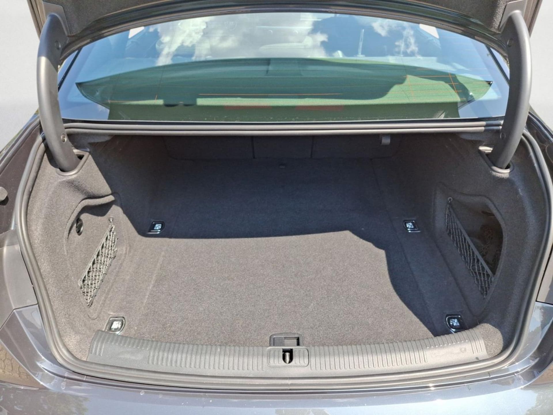 Audi A4 Limousine Advanced