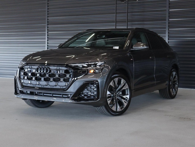 Photo of 2026 Audi Q8