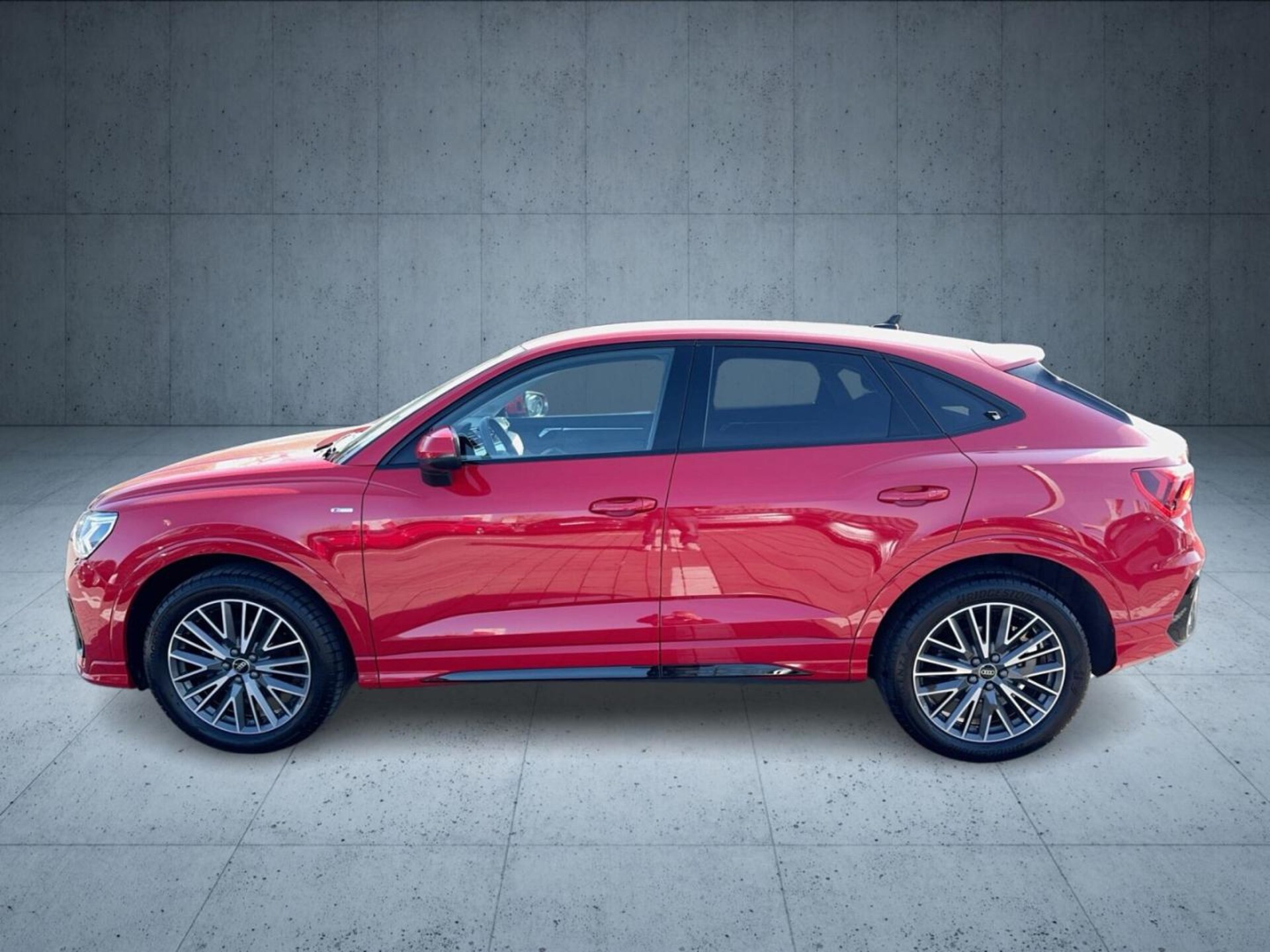 Audi Q3 Sportback S line