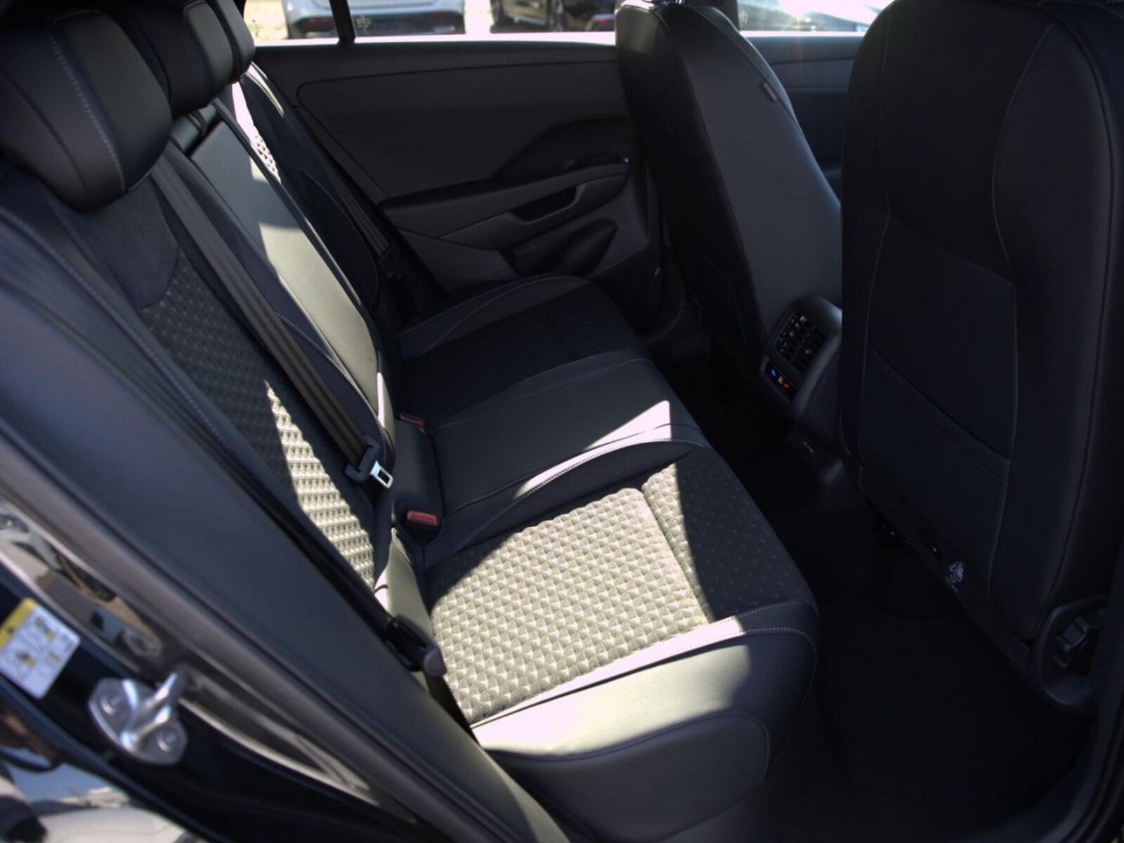 Volkswagen T-Roc – Bild 25