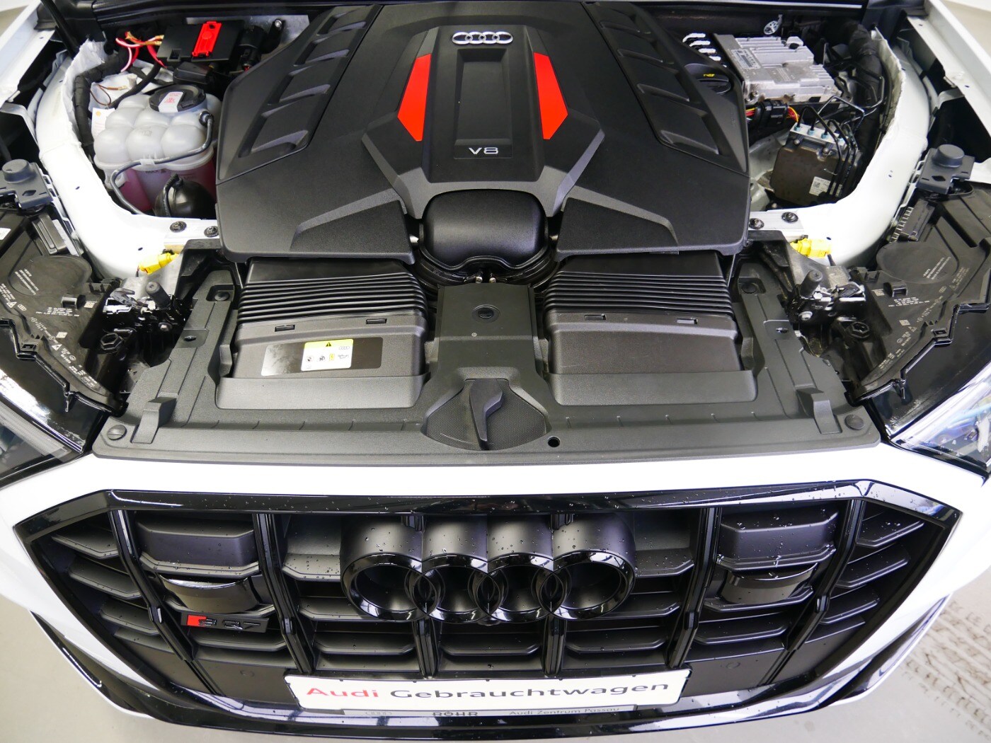 Image about Audi SQ7 TFSI quattro tiptronic