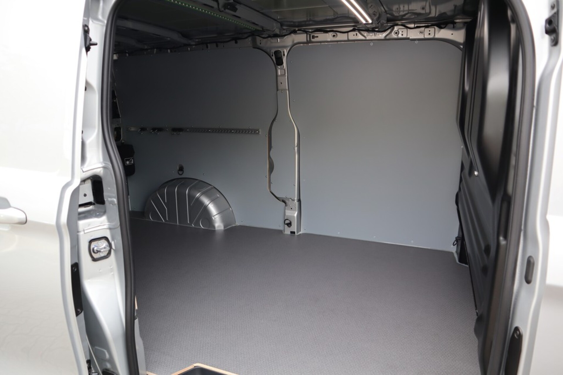 Volkswagen Transporter Kasten langer Radstand