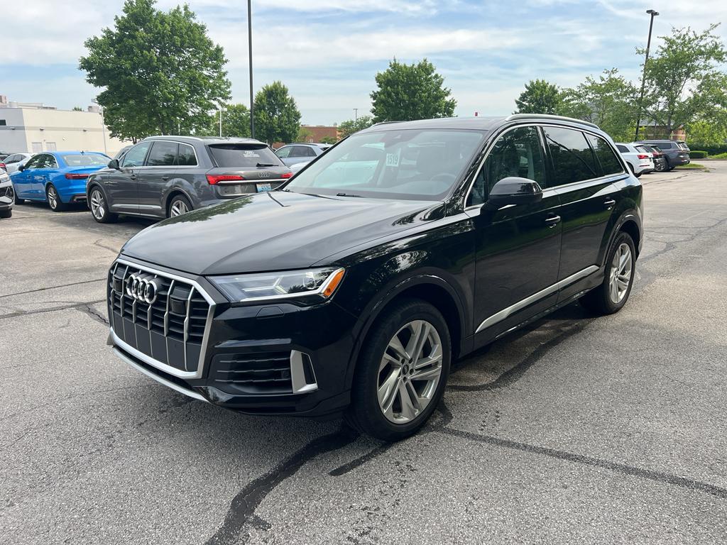 2022 Audi Q7 55 Premium Plus quattro Tiptronic's photo