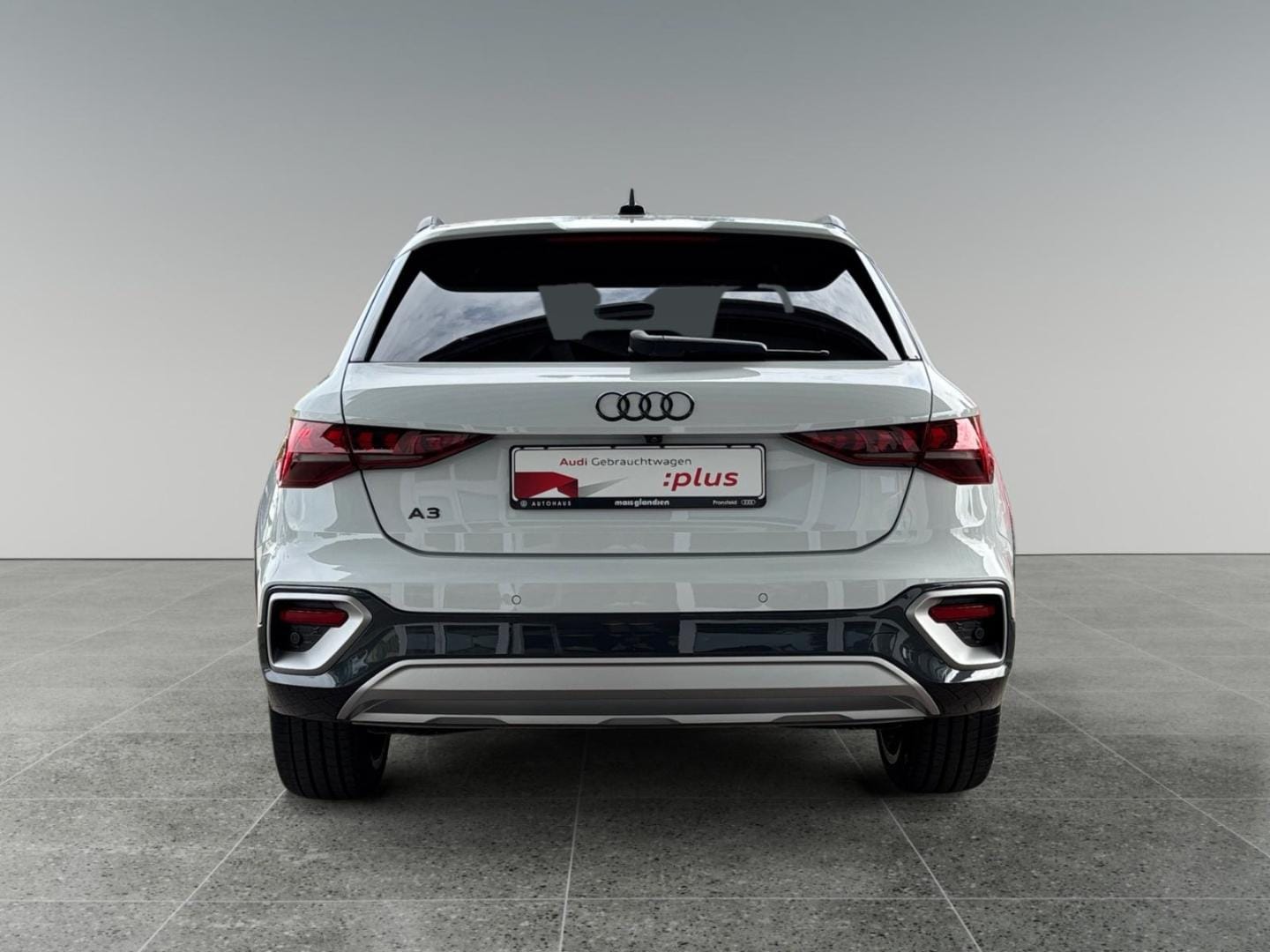 Bild über Audi A3 allstreet 35 TDI S tronic - für weitere Informationen kontaktieren Sie den Audi Partner
