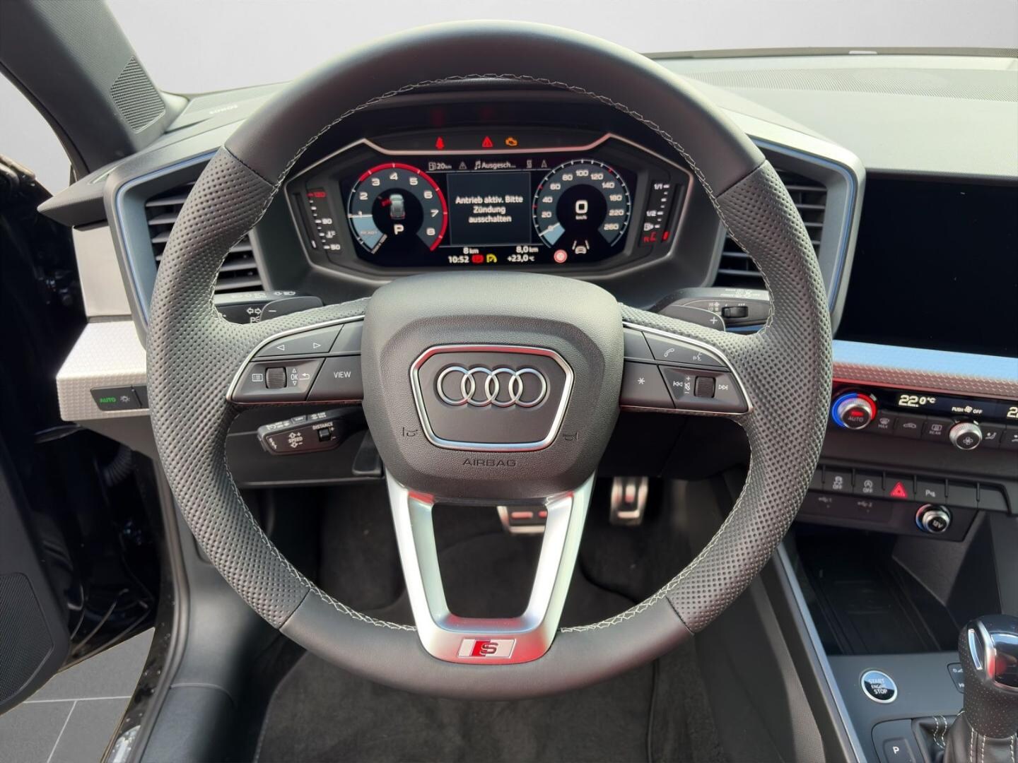 Bild über Audi A1 Sportback S line 35 TFSI S tronic - für weitere Informationen kontaktieren Sie den Audi Partner