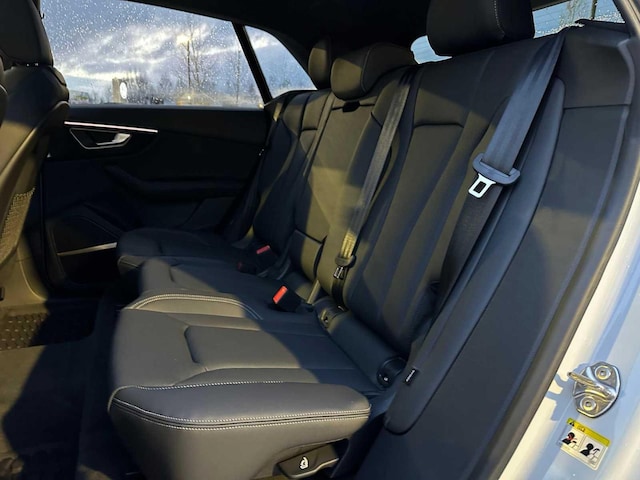 2026 Audi Q8 Premium Plus - Photo 17
