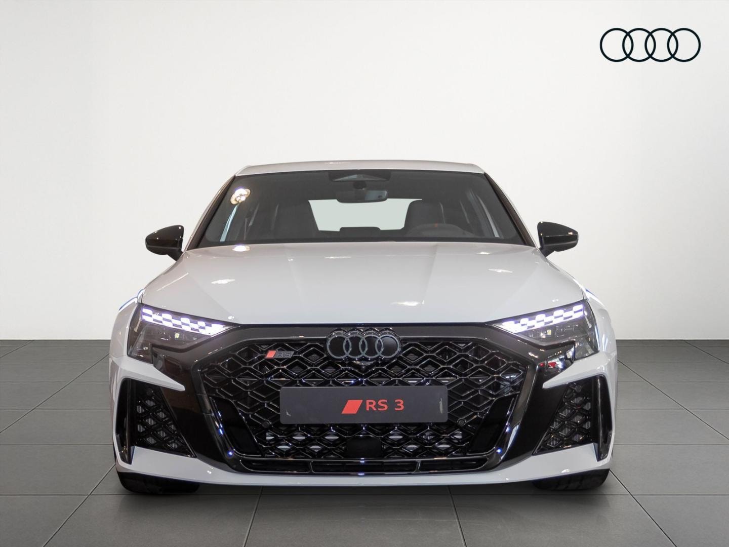 Bild über Audi RS 3 Limousine TFSI quattro 294 kW S tronic - für weitere Informationen kontaktieren Sie den Audi Partner