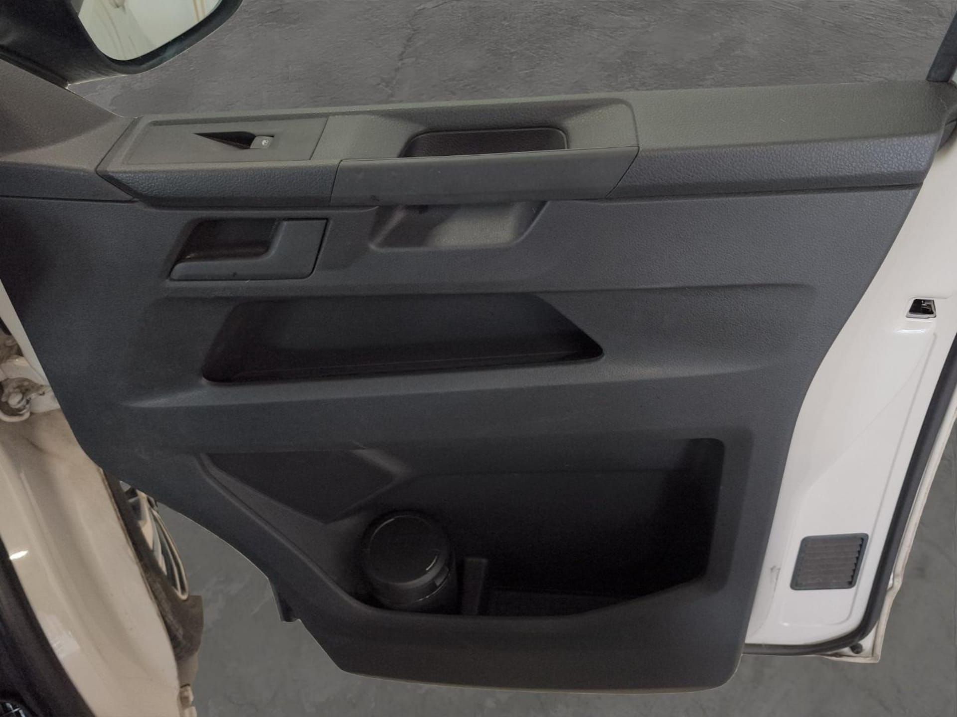 Volkswagen T6.1 California Beach