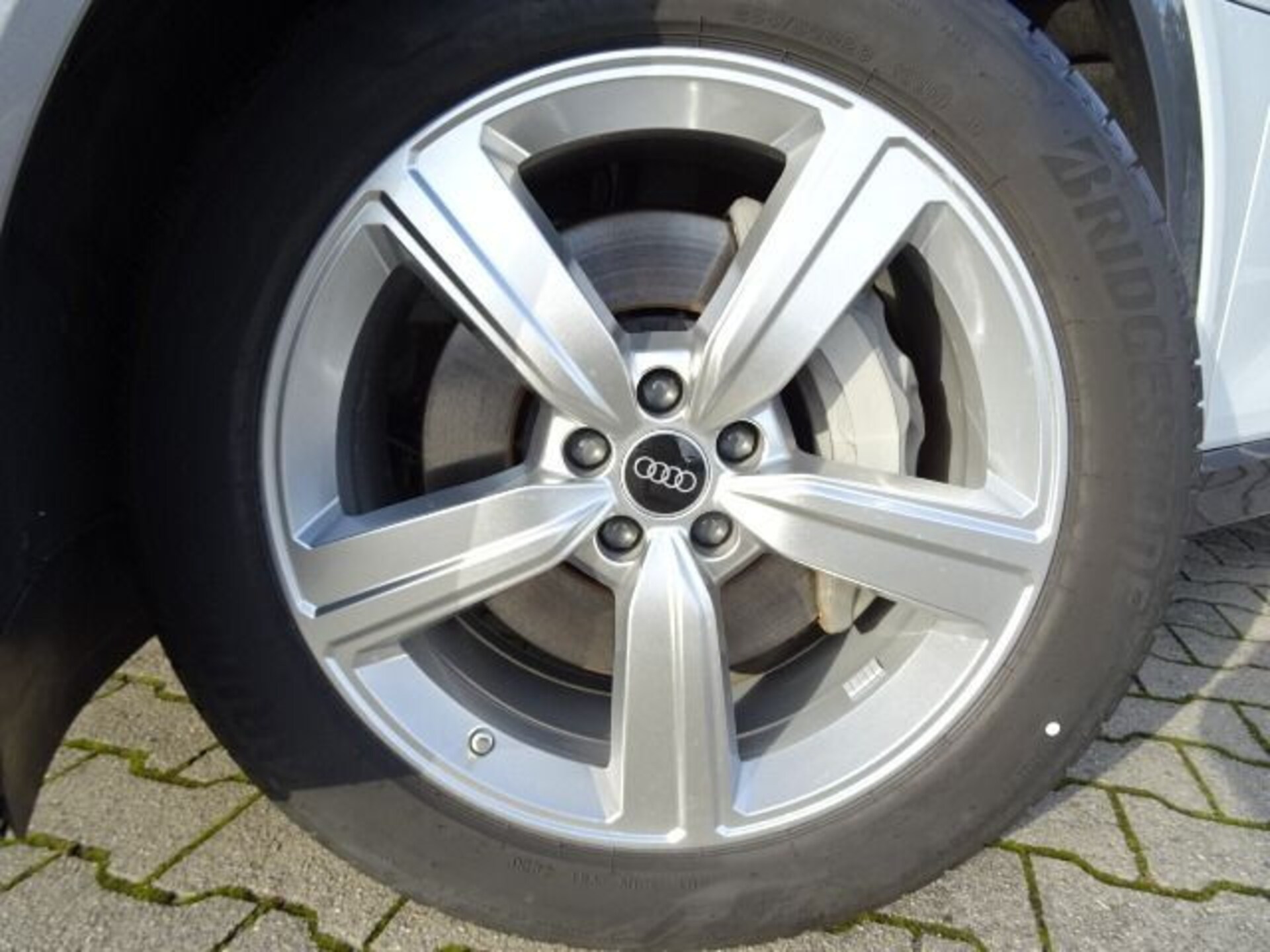 Audi e-tron Sportback S line