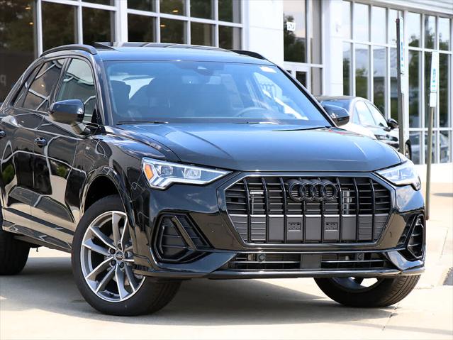 2025 AUDI Q3 - Image 3