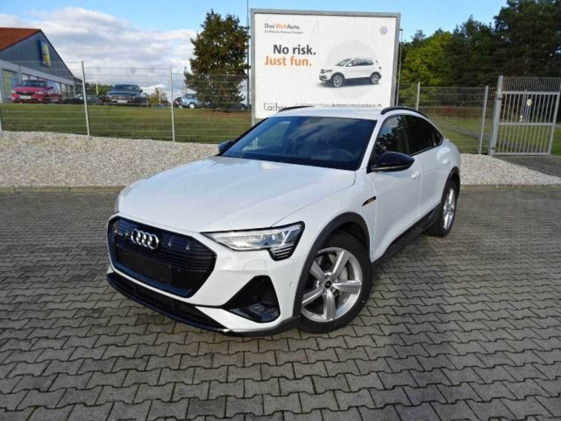 Audi e-tron Sportback S line
