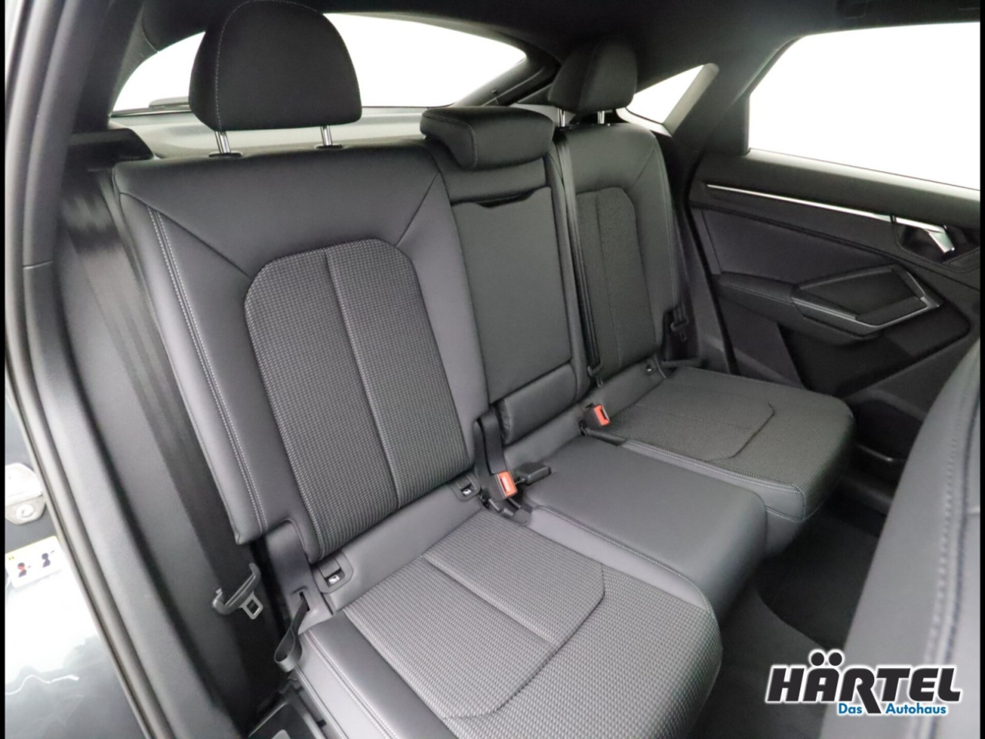 Audi Q3 Sportback S line