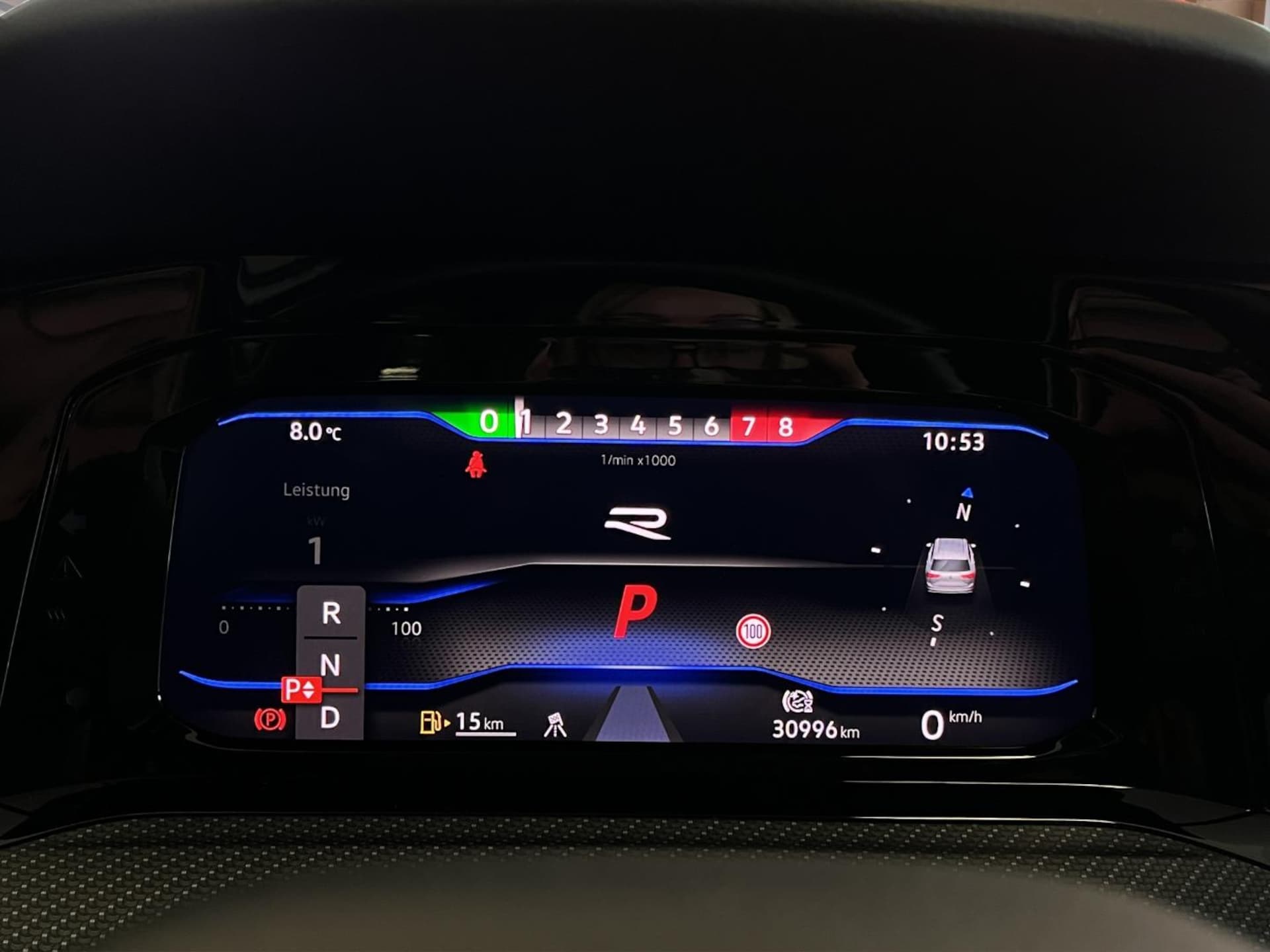 Volkswagen Golf Variant R