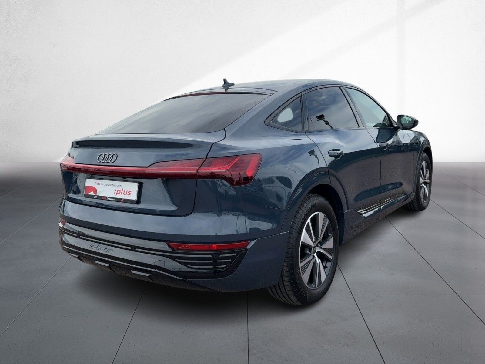 Audi Q8 Sportback e-tron – Bild 4